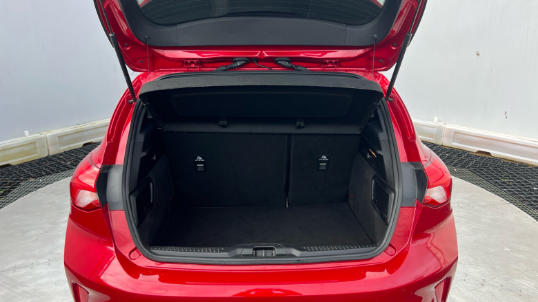 Ford Focus 1.0 EcoBoost Hybrid mHEV 125 ST-Line Edition 5dr Petrol Hatchback